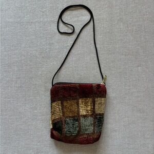 Vintage multicolored carpet purse.